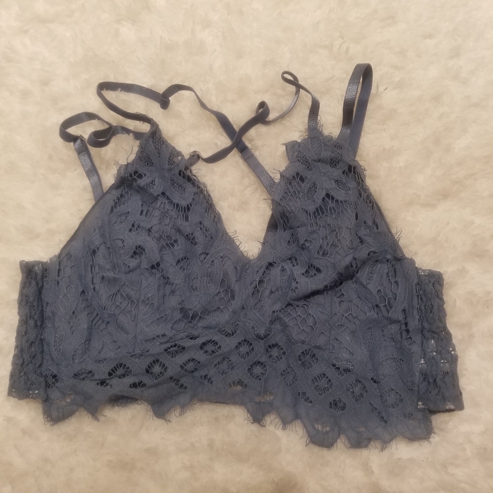 Host Pick Crush on You Lace Bralette - Picture 9 of 9